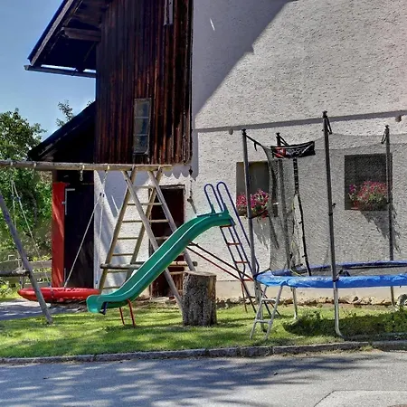 In Mit Grossem Balkon *